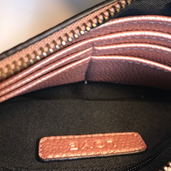 Demdaco Metallic Rose 6” Wristlet - Picture 7 of 10